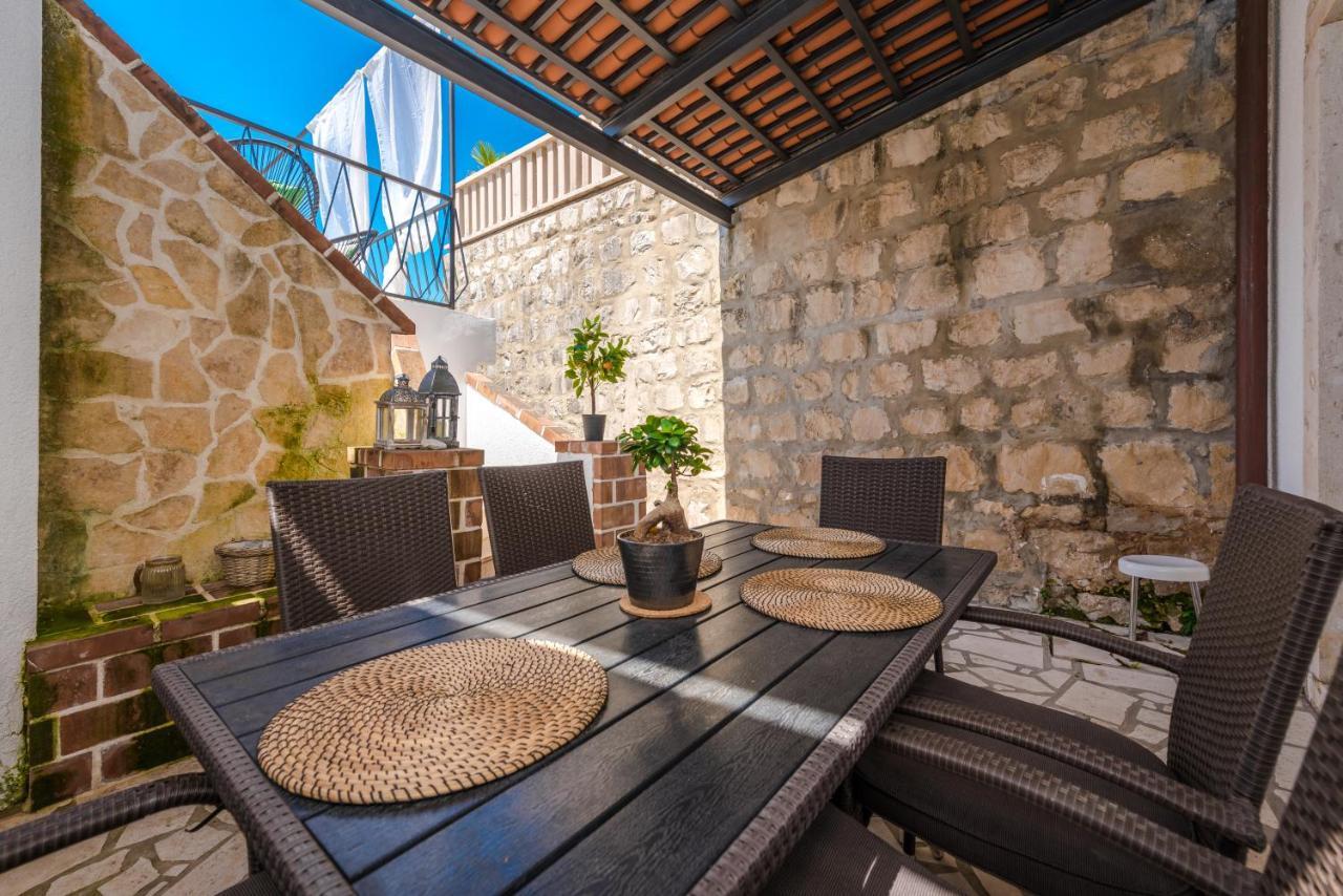 Lizza Villa Cavtat